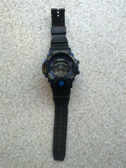 Montre sport étanche 10 Challans (85)