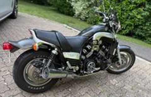 YAMAHA 2000 occasion 78250 Meulan-en-Yvelines