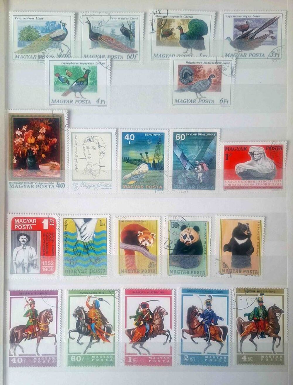 S&eacute;rie de timbres de collection de Hongrie A 