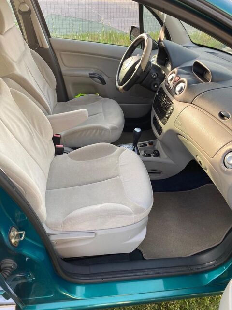 Citroen c3 Citro&euml;n  1.4i Exclusive A