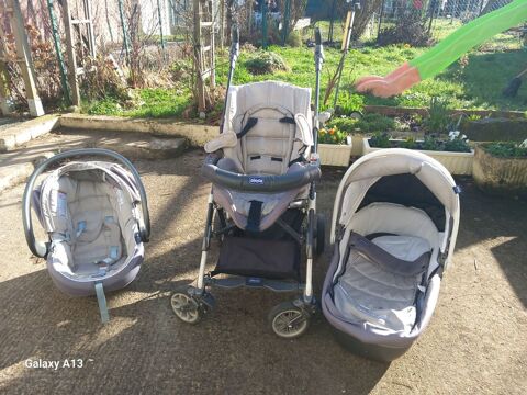 Poussette trio Saint-Martin-en-Bi�re (77)
