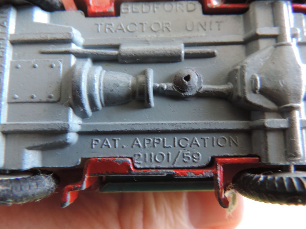 CORGI TOYS - BEDFORD - Echelle : 1/48 &egrave;me. 