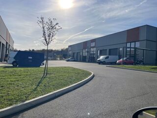  Atelier  vendre 2 pices 255 m