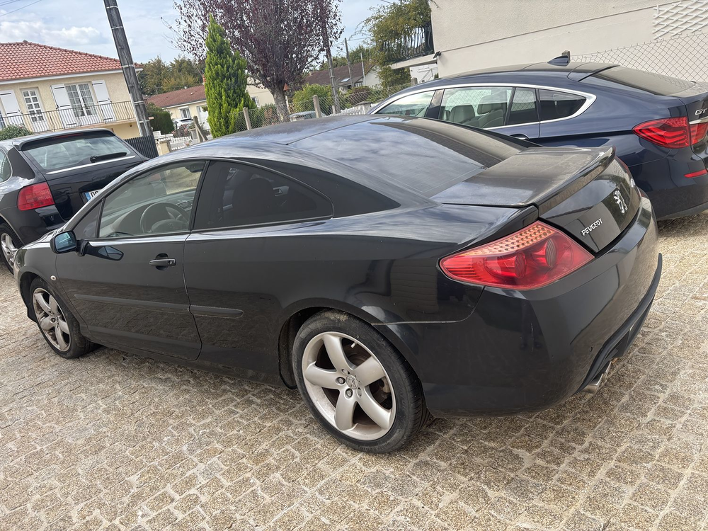 407 Coupe 407 Coup&eacute; 2.7 HDi 24V 204ch FAP Sport A 2005 occasion 87350 Panazol