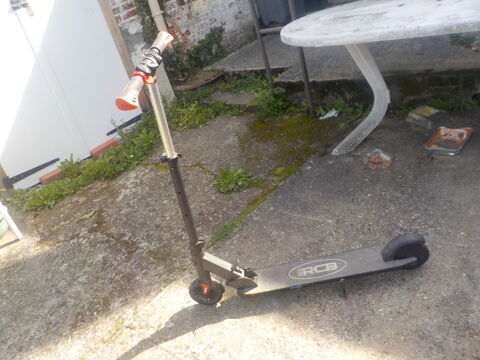Trotinette électrique RCB Eu (76)