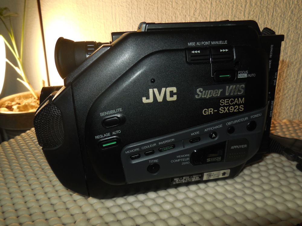 CAM&Eacute;SCOPE VID&Eacute;O DE MARQUE JVC R&Eacute;F GR-SX92SQ + SACOCHE Photos/Video/TV