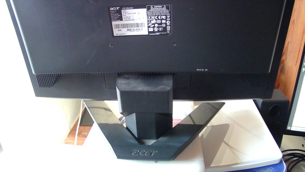 Ecran PC 24 pouces de la marque Acer Matériel informatique