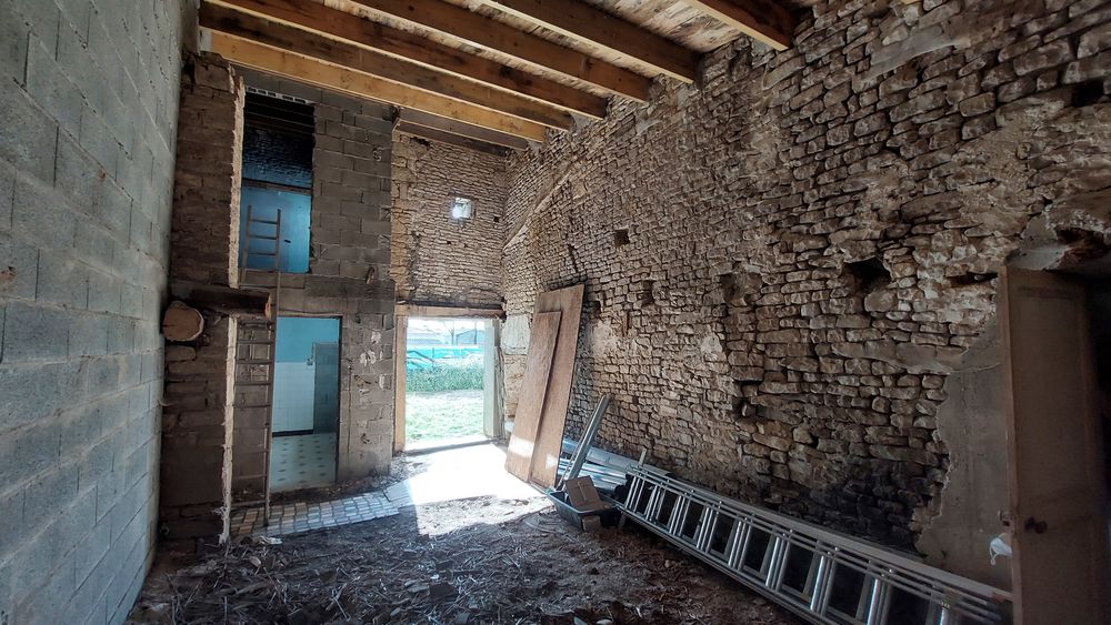 Vente Maison Maison et à rénover 120m² -St Sauveur d'Aunis 17540 Saint-sauveur-d'aunis