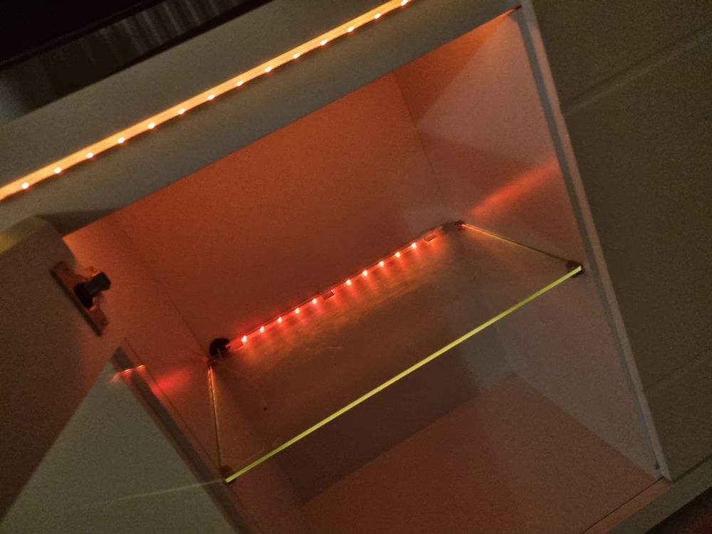 Meuble blanc laqu&eacute; led Meubles