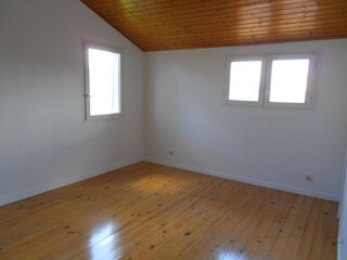 Villa  louer 4 pices 90 m