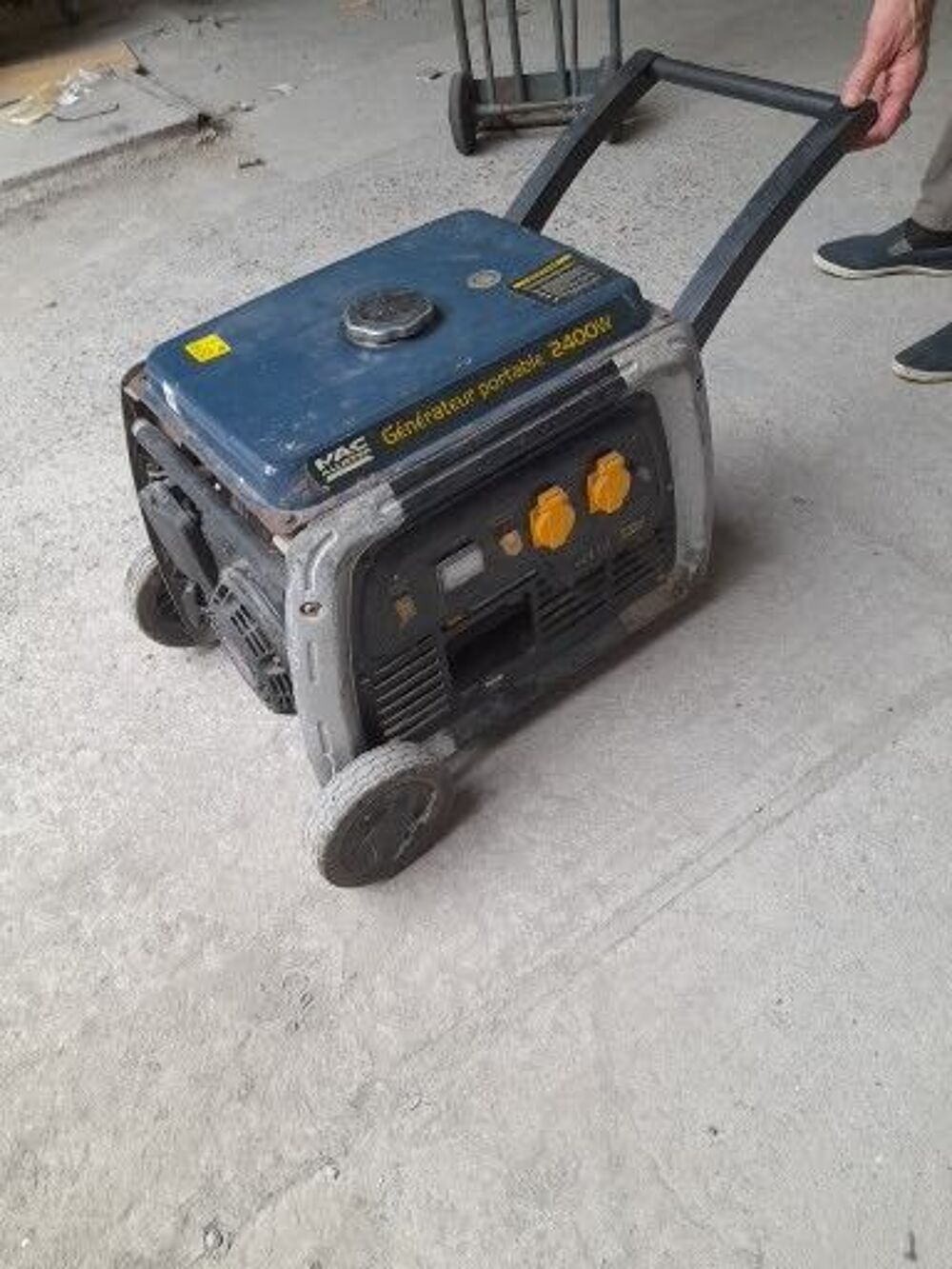 groupe electrogene 2400w Bricolage