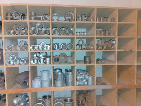 Raccords fil�tes en fonte mall�able noirs et galvanises 0 Eauze (32)