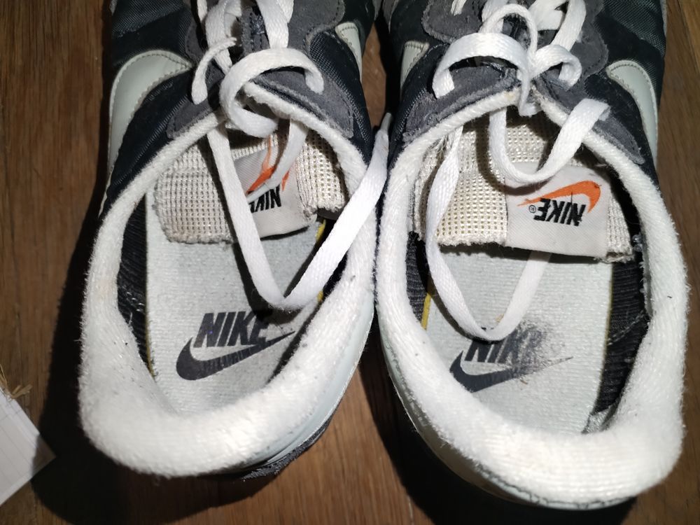 Baskets NIKE en tissu (Taille 42.5) Chaussures