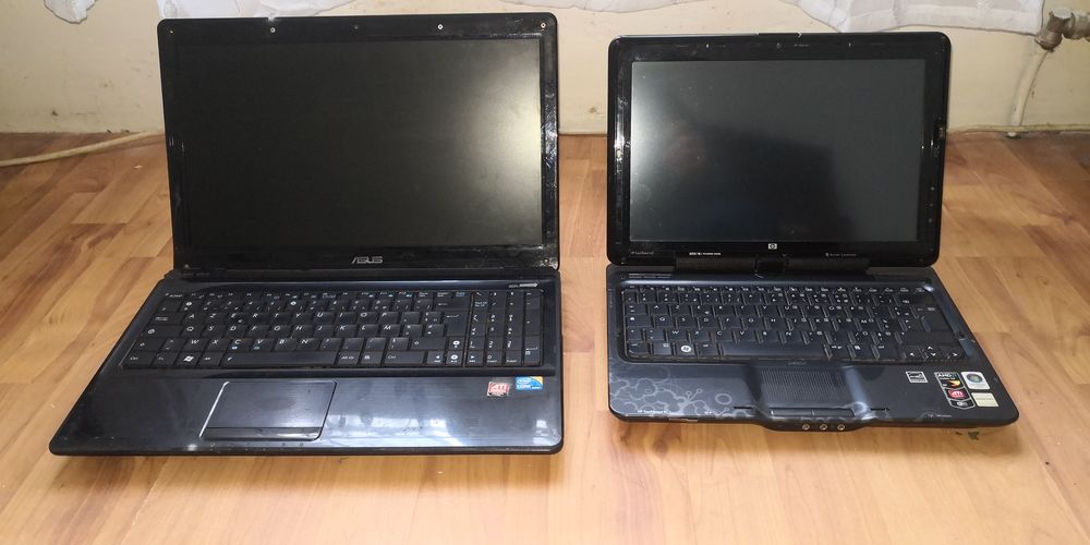 3 imprimantes +2 ordinateurs+ 2 cartes m&egrave;res et pi&egrave;ces Matériel informatique