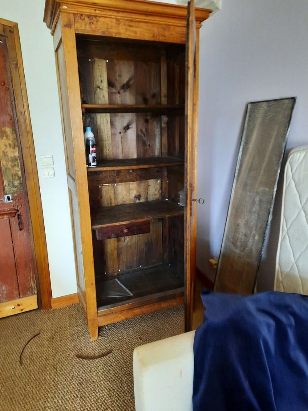 armoire bonneti&egrave;re Meubles