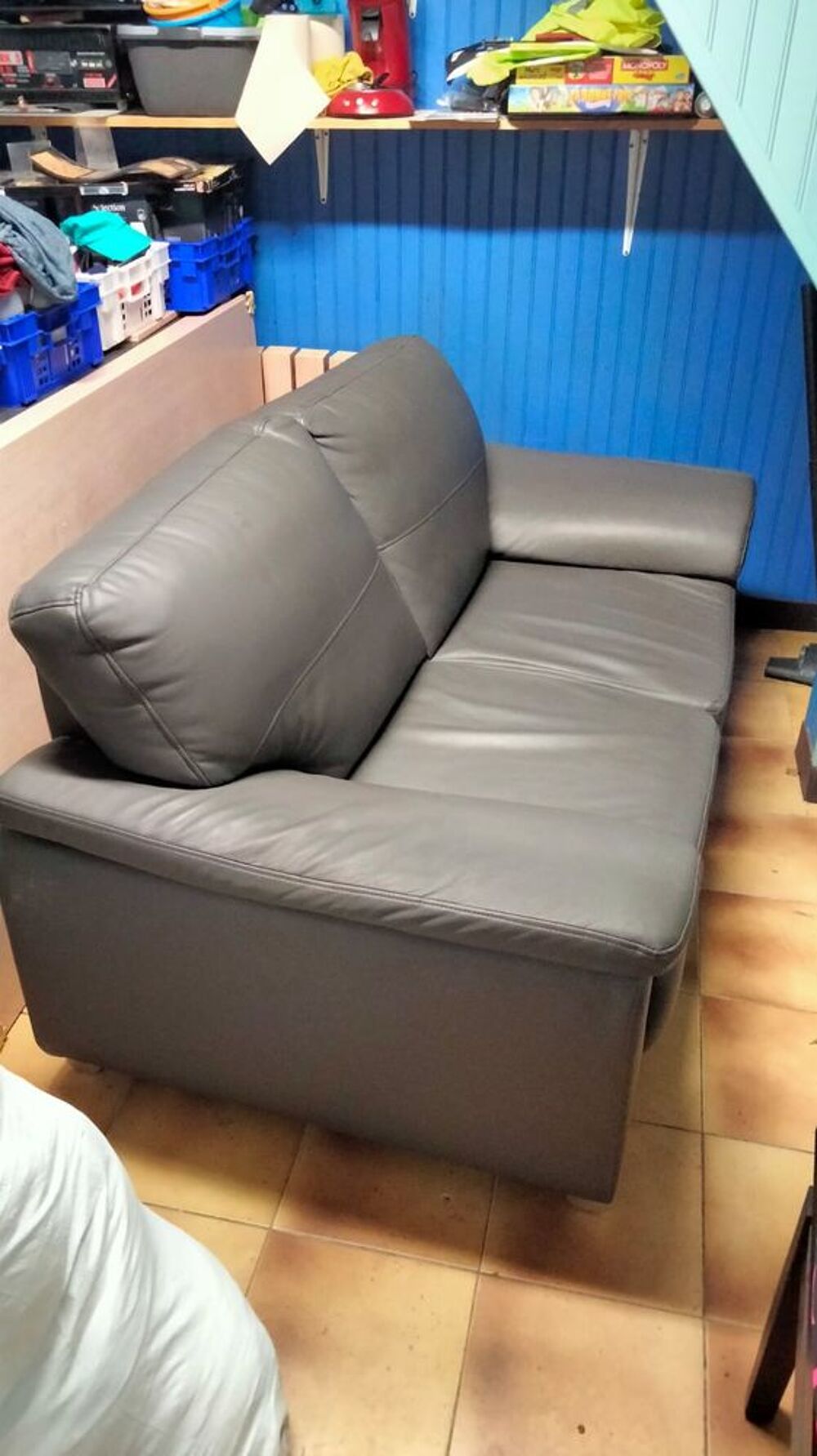 Canape 2 places gris
Meubles