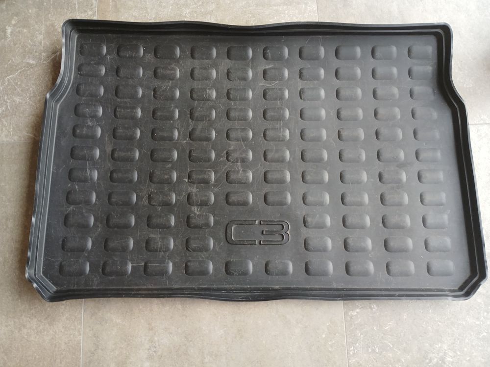 Tapis de coffre postform&eacute; pour citroen C3 Bricolage