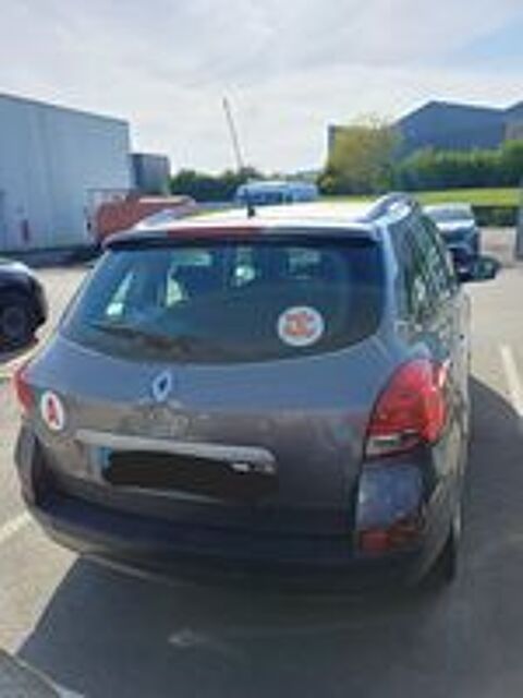 Clio III Estate Clio Estate 1.6 16V 110 Dynamique 2008 occasion 39700 Fraisans