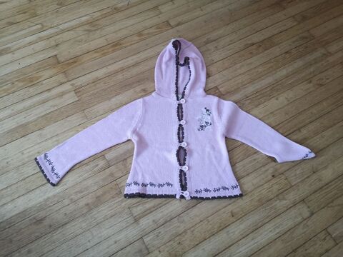 F 9 (17) - 6 ans - Gilet rose avec capuche  Influx  3 Paris 13 (75)