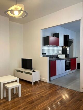  Appartement à louer 3 pièces 60 m²