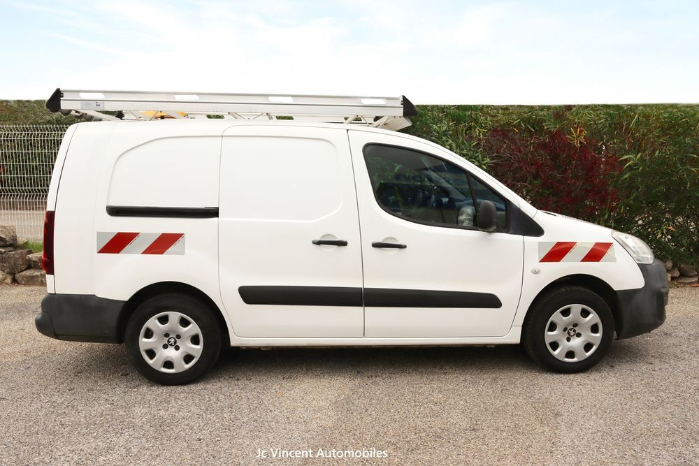Partner PARTNER FOURGON LONG 1.6 BLUEHDI 100 S&S BVM5 PREMIUM 2018 occasion 26450 Cl&eacute;on-d'Andran