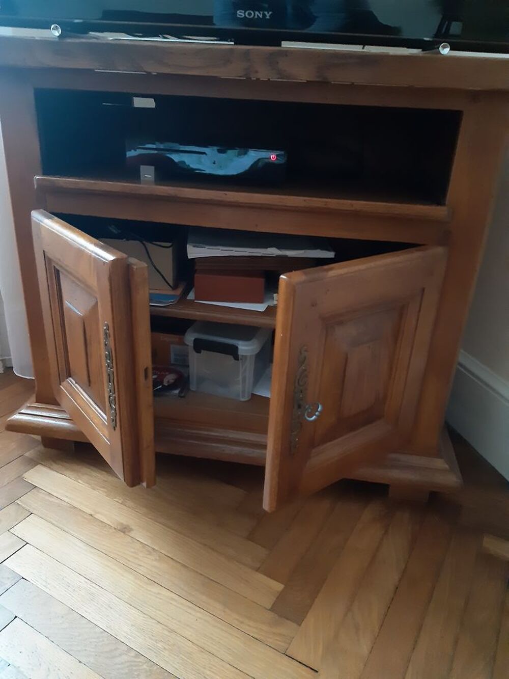 Meuble TV ch&ecirc;ne massif Meubles