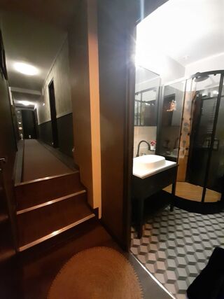  Maison  vendre 15 + pices 560 m