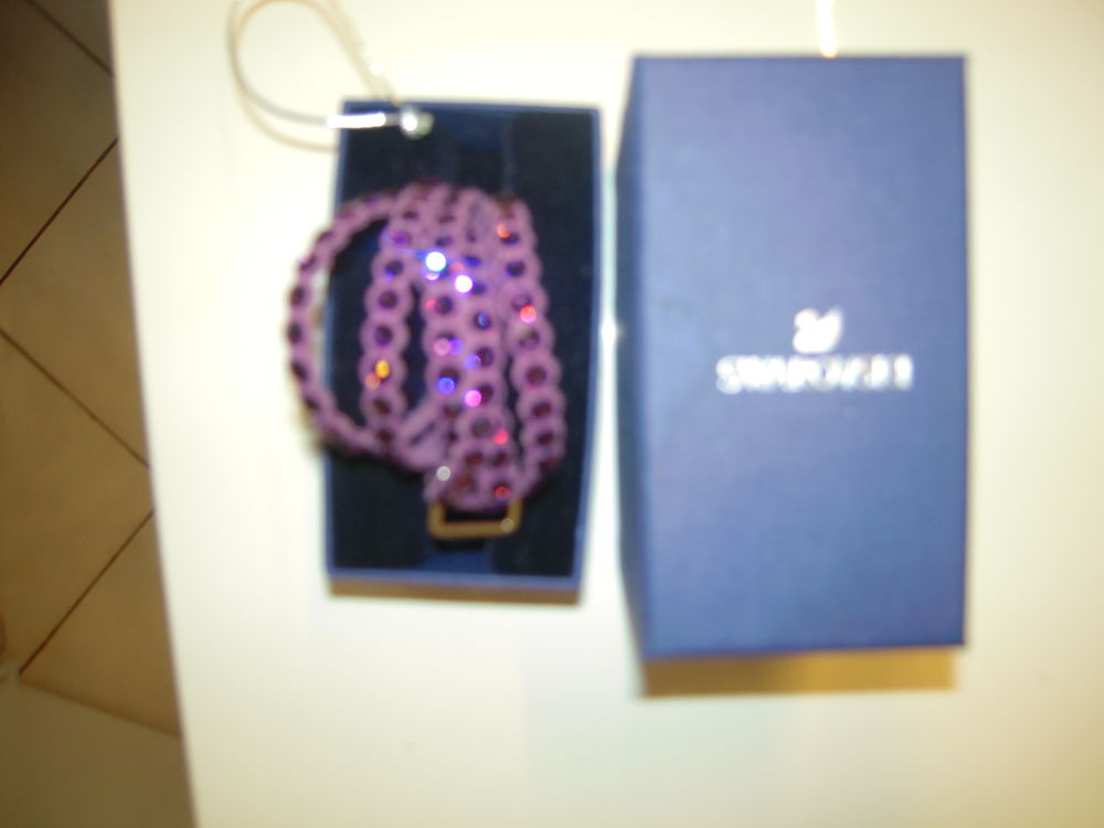 bracelet SWAROVSKI NEUF Bijoux et montres