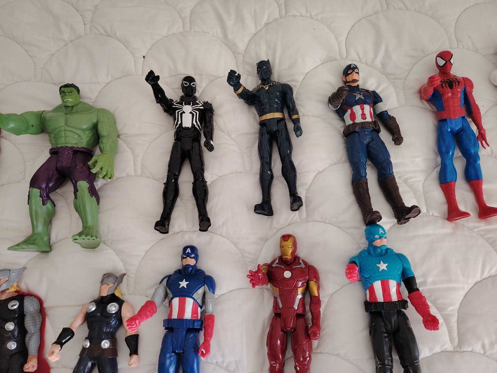 FIGURINES AMERICANNE PARTICULIEES Jeux / jouets