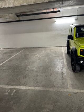  Parking / Garage � louer 18 m�