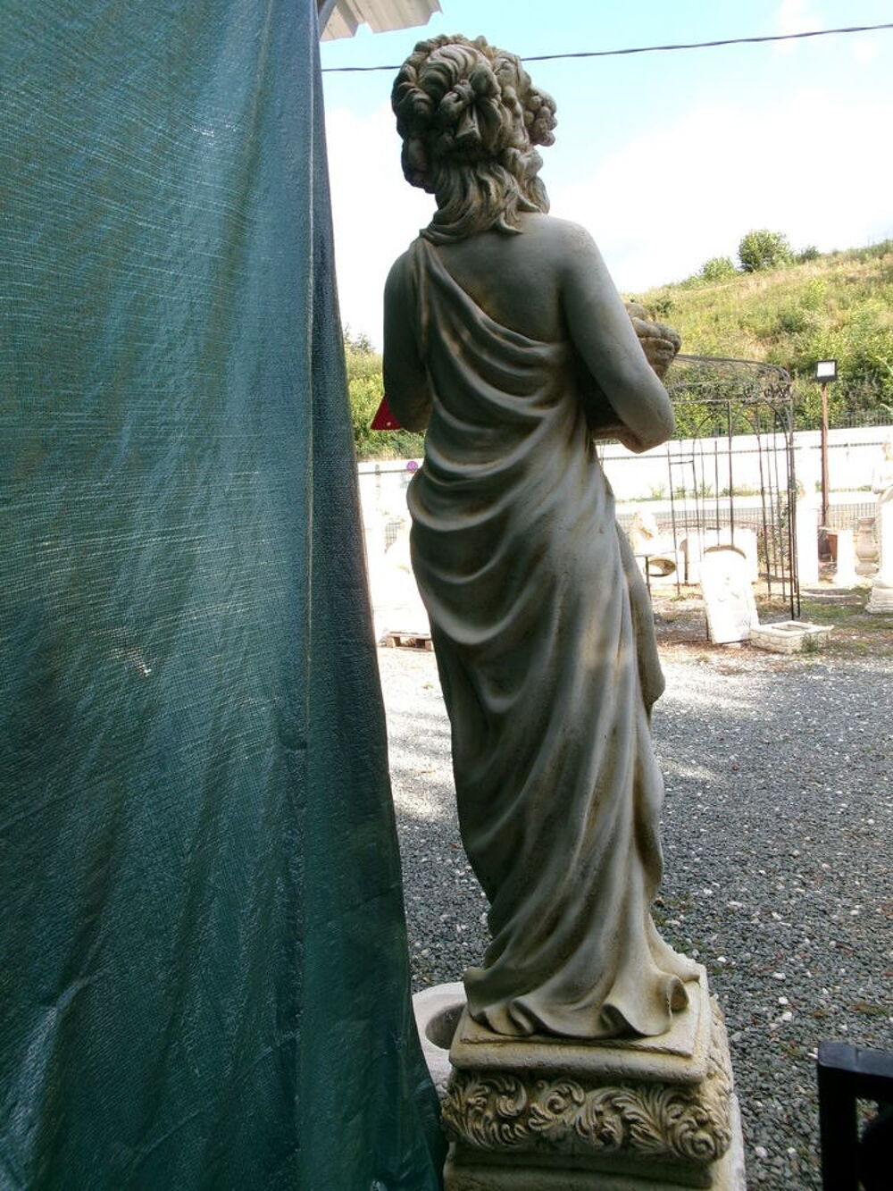 Statue en pierre reconstitu&eacute;e, non g&eacute;live Décoration
