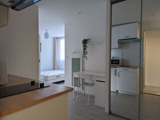  Appartement à louer 1 pièce 18 m²