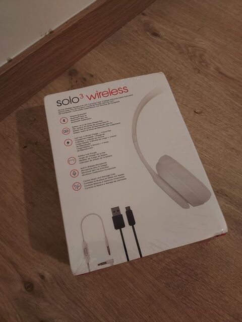 Casque beats solo 3 dition White. 120 Saint-Jean-de-Moirans (38)