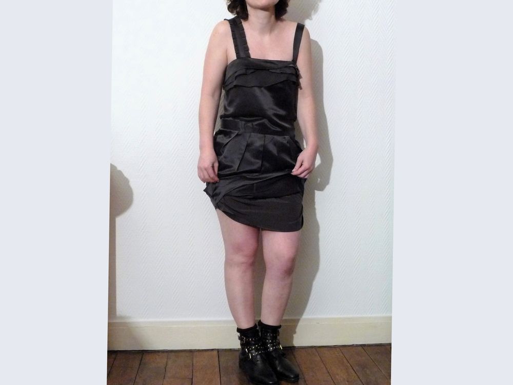 Robe en 100% Soie Anthracite &agrave; Bretelles- Ath&eacute; Vanessa Bruno Vêtements