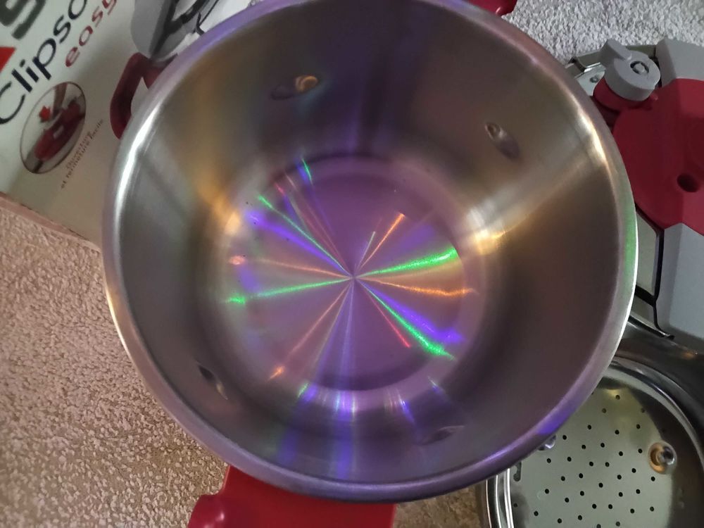 auto-cuiseur Electroménager
