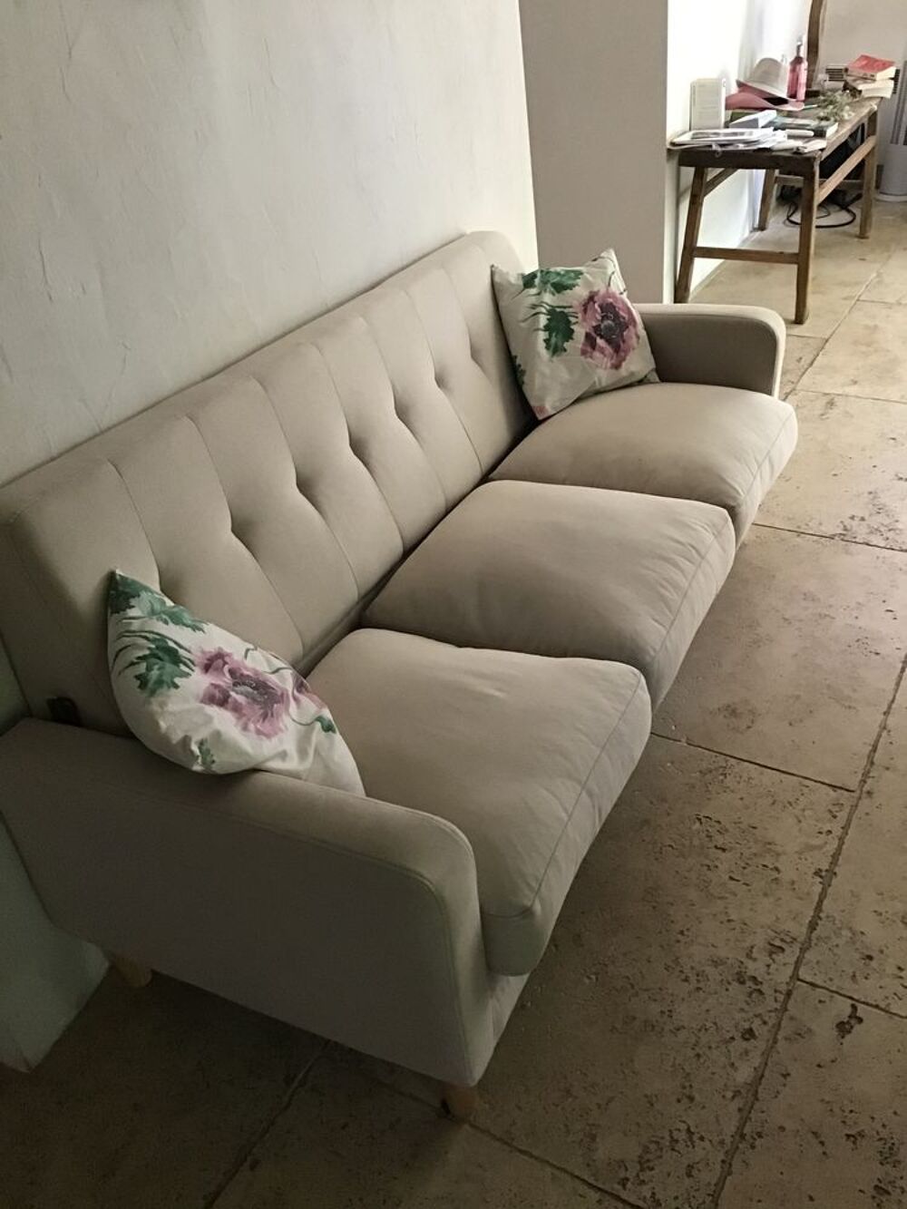canap&eacute; scandinave Milboo 3 places neuf Meubles