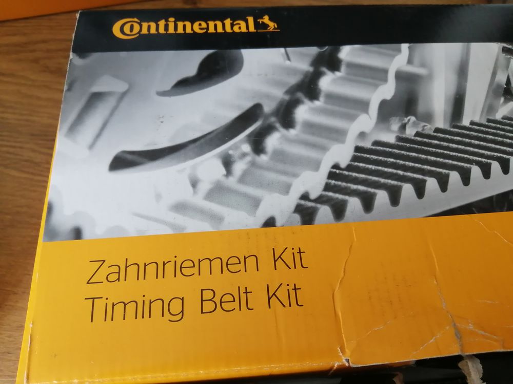 Kit de distribution + pompe &agrave; eau continental Bricolage
