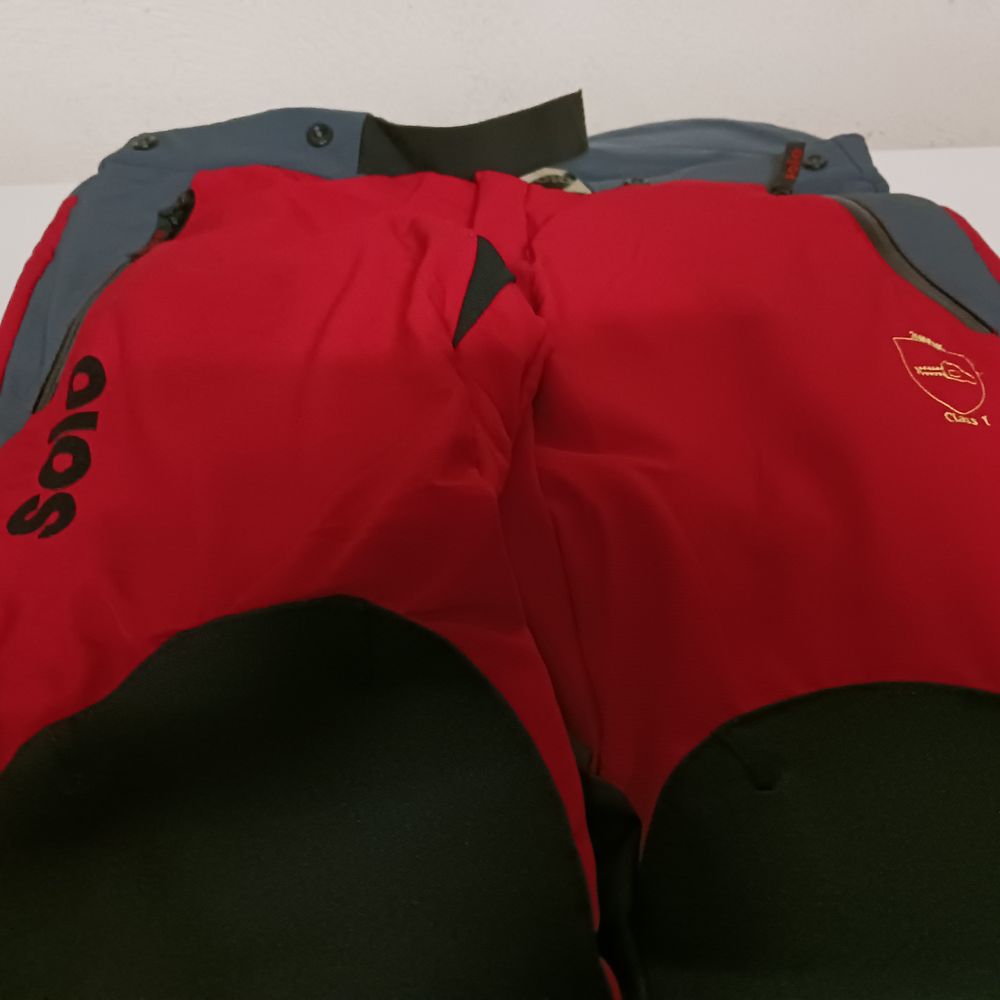 Pantalon anti-coupure V�tements