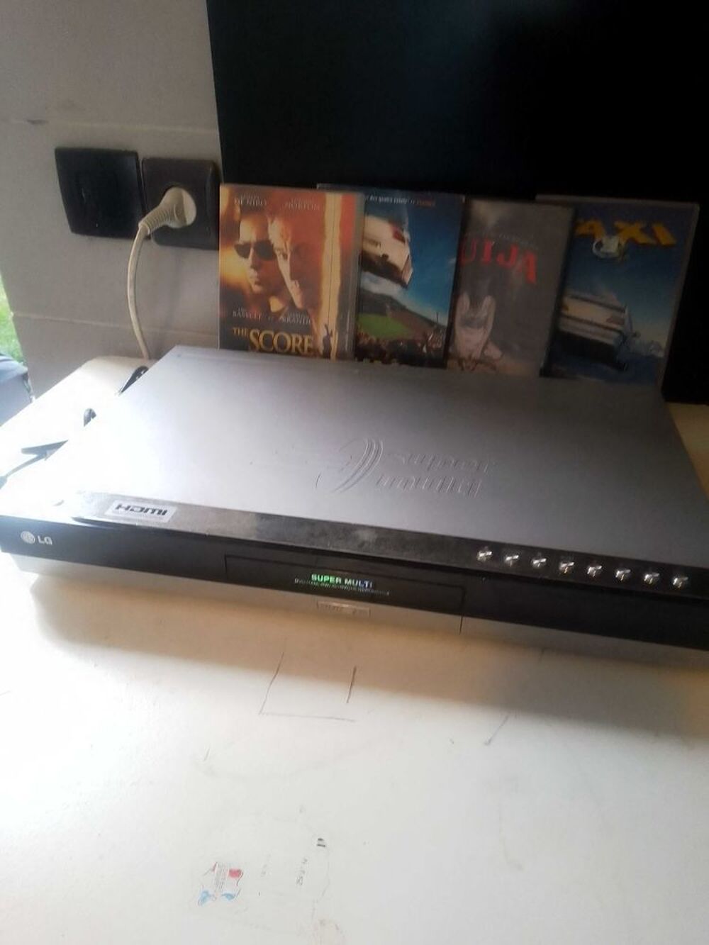 il t'a r&eacute;veill&eacute; marque LG FILM DVD un euro pi&egrave;ce Audio et hifi