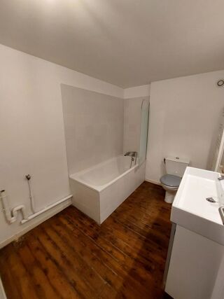  Appartement à louer 3 pièces 48 m²