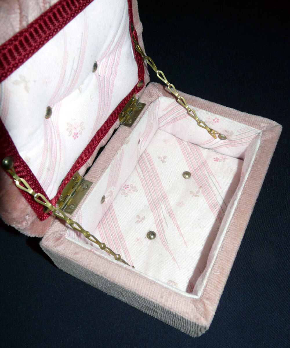 Boite &agrave; Bijoux (Coffre - Coffret) artisanale fait main Bois Bijoux et montres