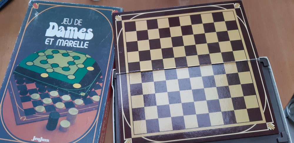 Jeu de dames et marelle Jeux / jouets