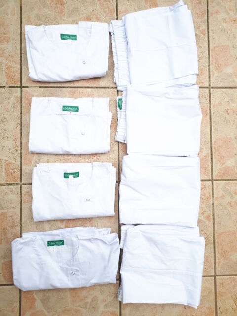 Ensembles Blouses et Pantalons blancs neufs 15 Montigny-Lencoup (77)