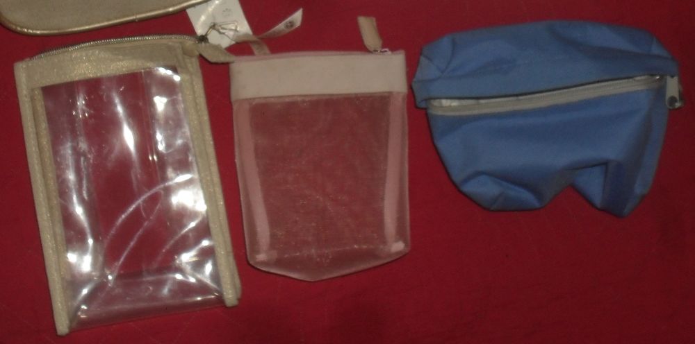Lot de 5 trousses de Toilette-Maquillage NEUVES. Maroquinerie