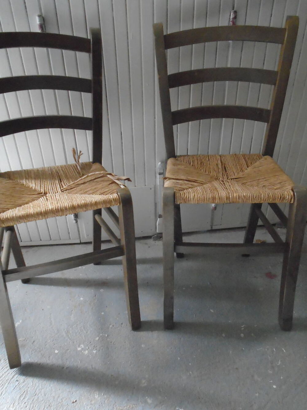 2 chaises de cuisine Meubles