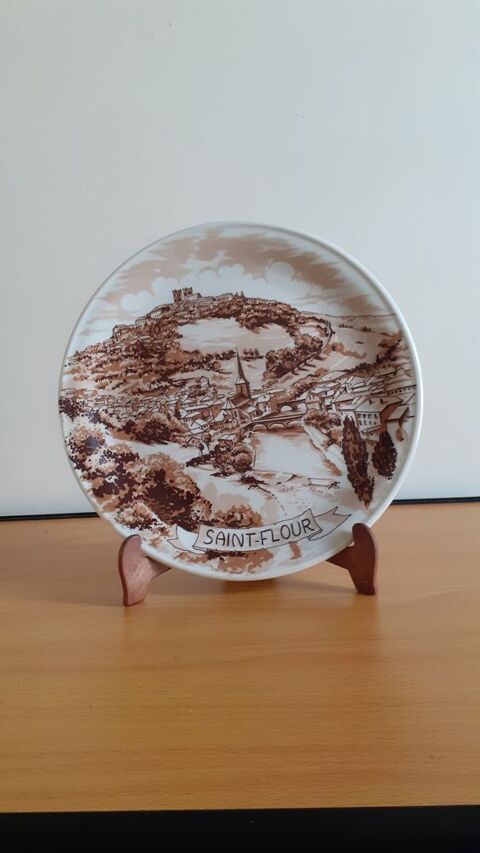 Assiette d�corative St-Flour 10 Grisolles (82)