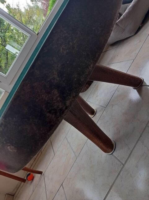 Table basse ancienne 60 Saint-Martin-sur-le-Pré (51)