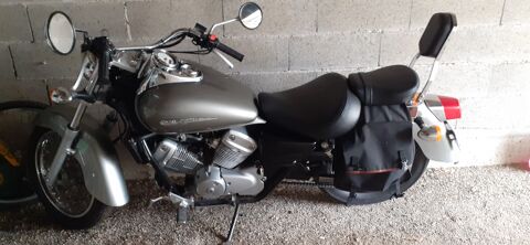 Moto HONDA 2000 occasion Agen 47000