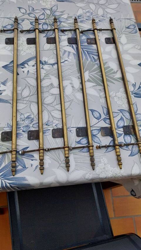 Lot de 6 fiches à lacet anciennes en laiton Bauvin (59)