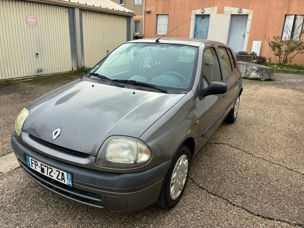 Clio 1.2 NRJ 1999 occasion 30000 N&icirc;mes